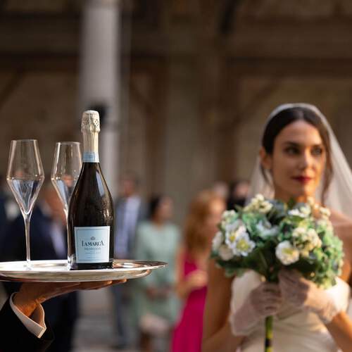 5 Tips of Gifting Bubbly