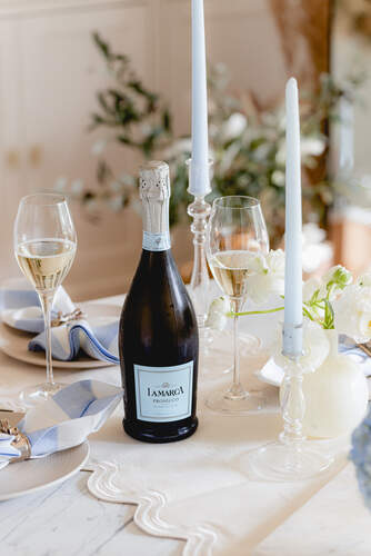 Prosecco lifestyle image