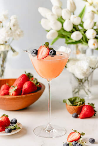 Basil Berry Fizz