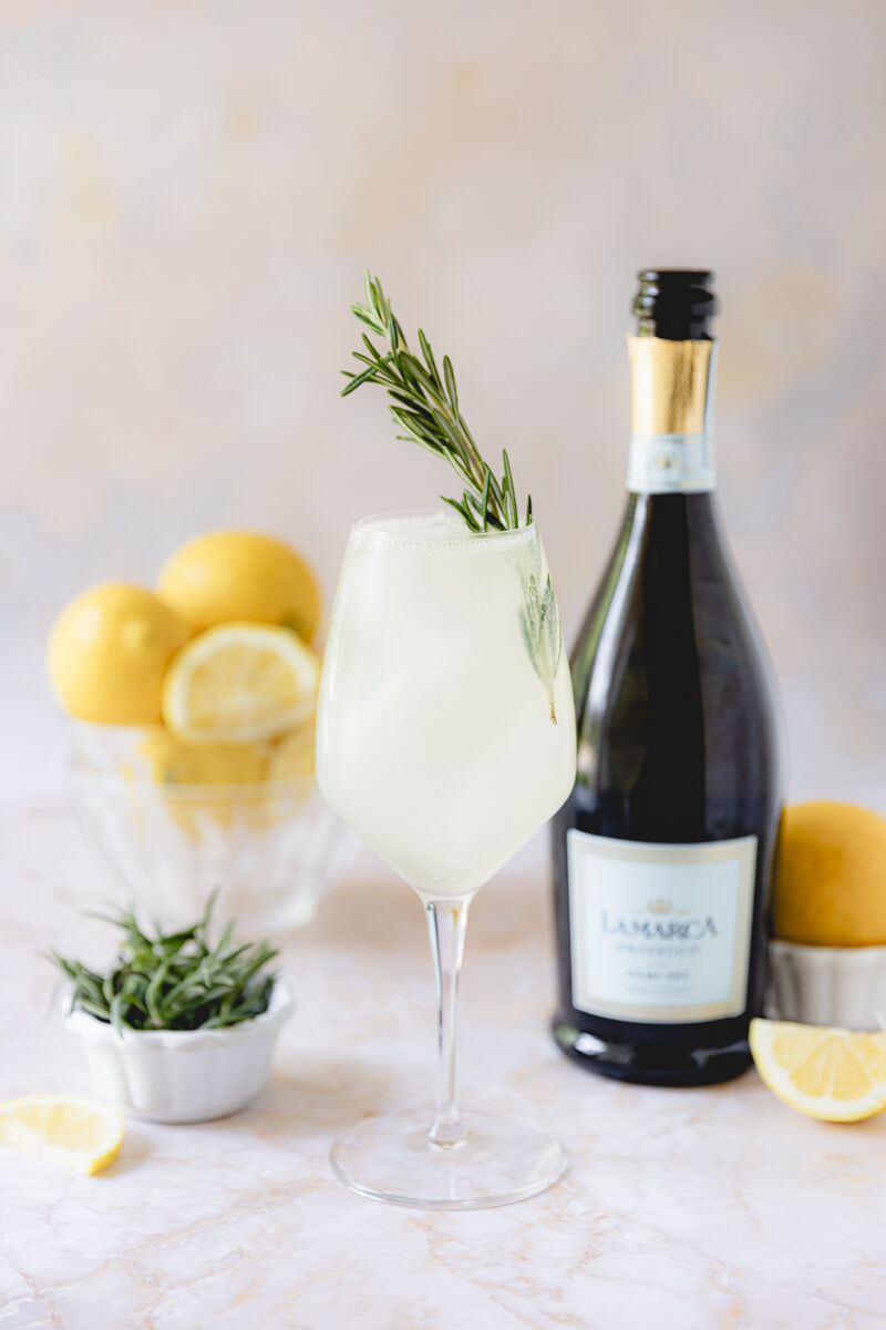 Lemon Spritz Prosecco Demi Sec Cocktail 