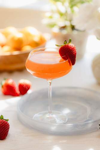 Strawberry Bellini Prosecco Cocktail Recipe