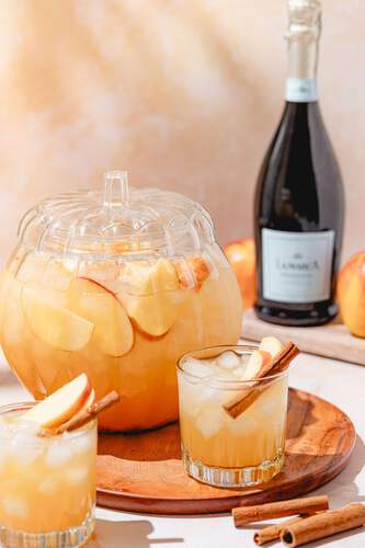 Friendsgiving Punch Prosecco Cocktail