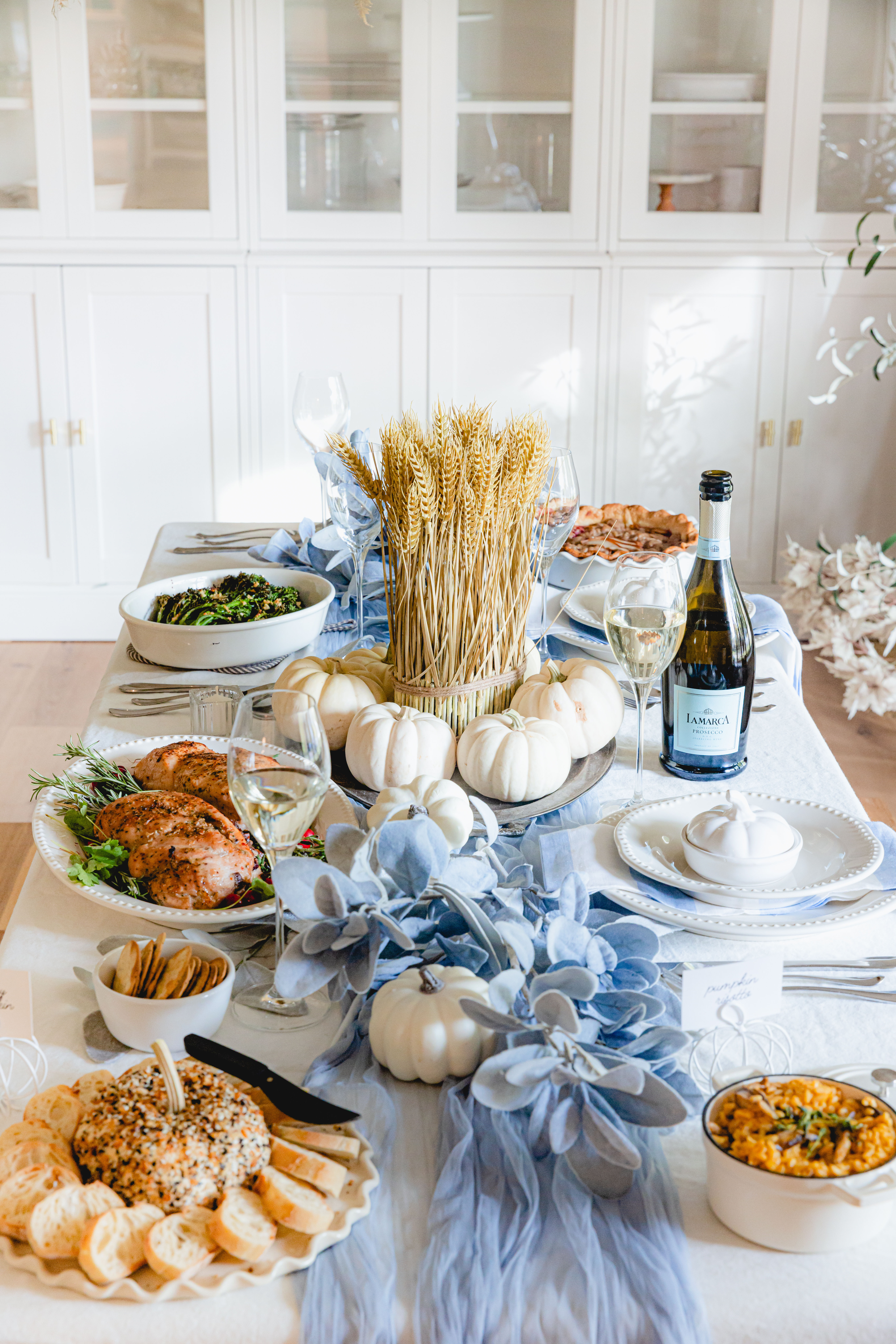 La Marca Friendsgiving Fall Table Blog Image